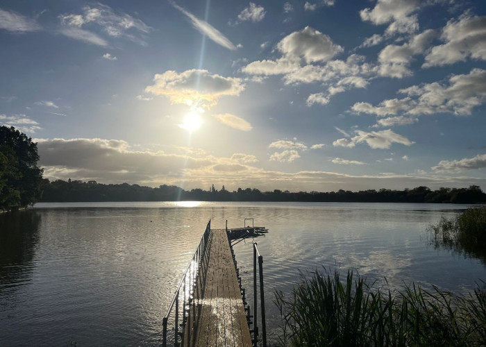 10. Lake / Pond