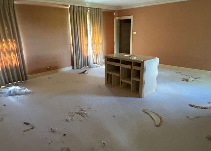 23. Empty Room
