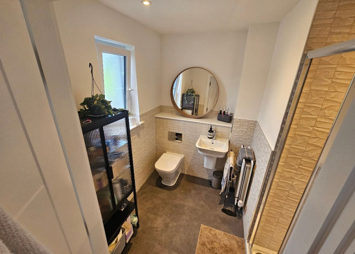 32. Bathroom