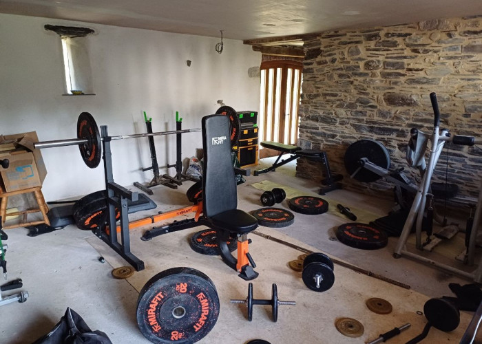 18. Gym (Home)