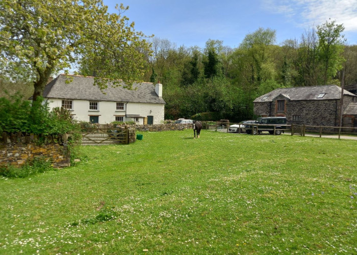 Beautiful White Farm House Set In 4 Acres For Filming