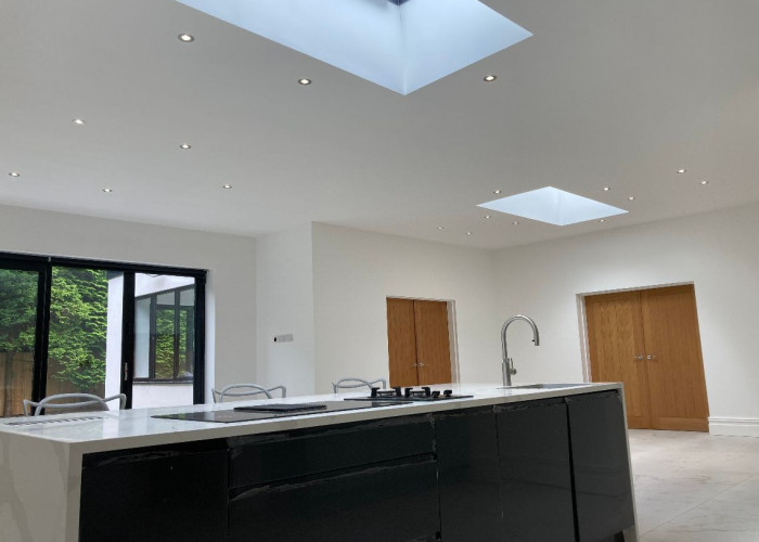 13. Kitchen (With Island), Kitchen (Coloured units), Kitchen (Modern), Skylight, Kitchen (2 Kitchens), Kitchen (Electric/Induction Hob)