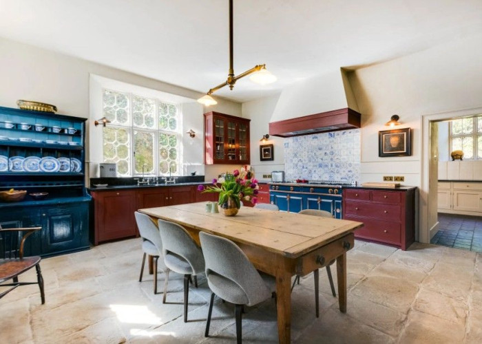 14. Kitchen (With Island), Kitchen (Coloured units), Kitchen With Table, Kitchen (Gas Hob)