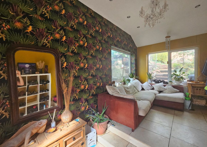 5. Livingroom