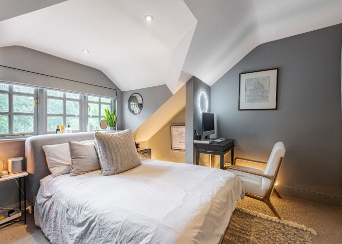 11. Bedroom (Double)