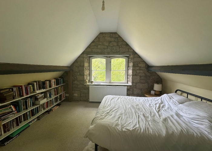 11. Bedroom (Double)