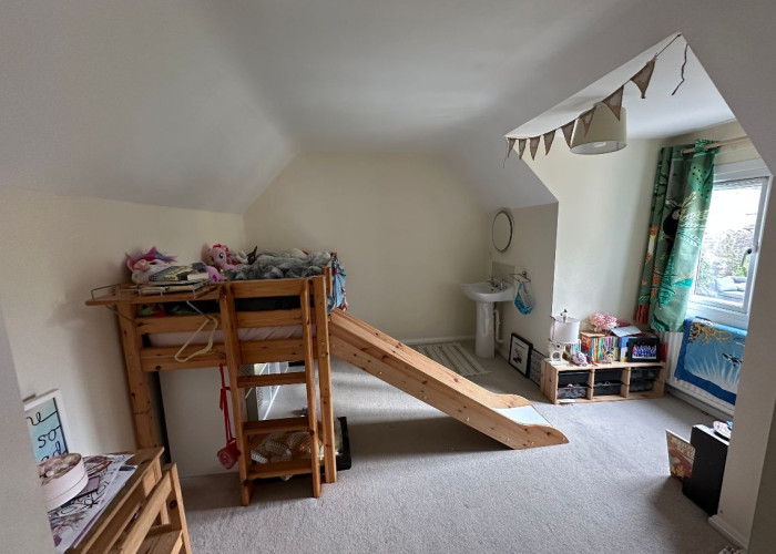 15. Bedroom (Childrens)