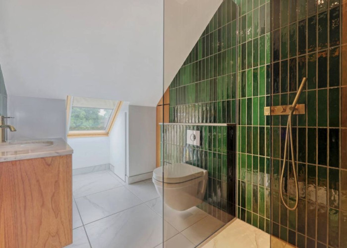 17. Bathroom