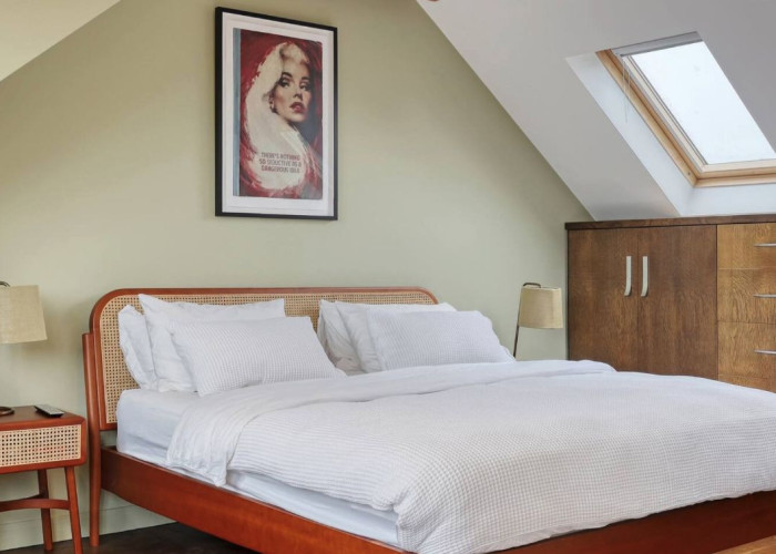 16. Bedroom (Double)