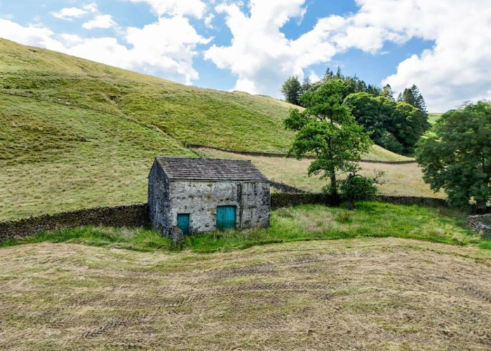 32. Outbuildings