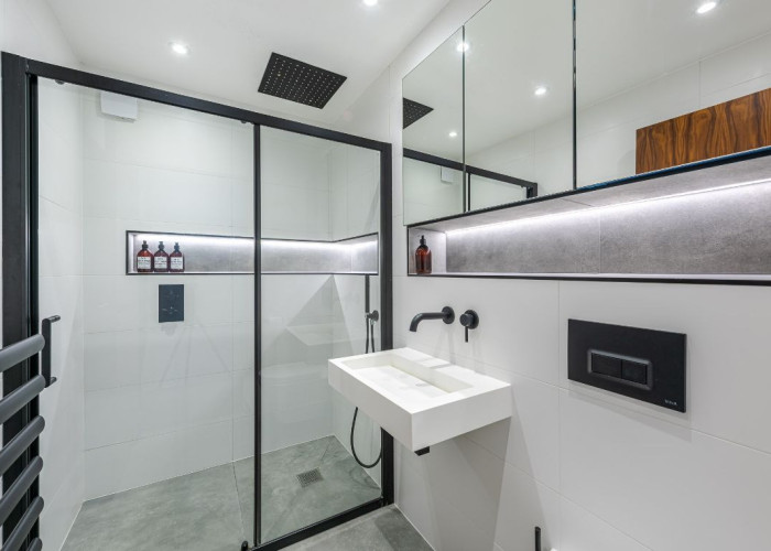 13. Bathroom