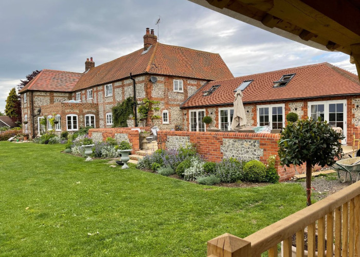 Newly Renovated Country House For Filming