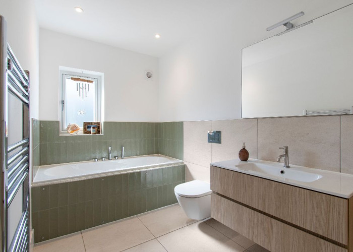 18. Bathroom