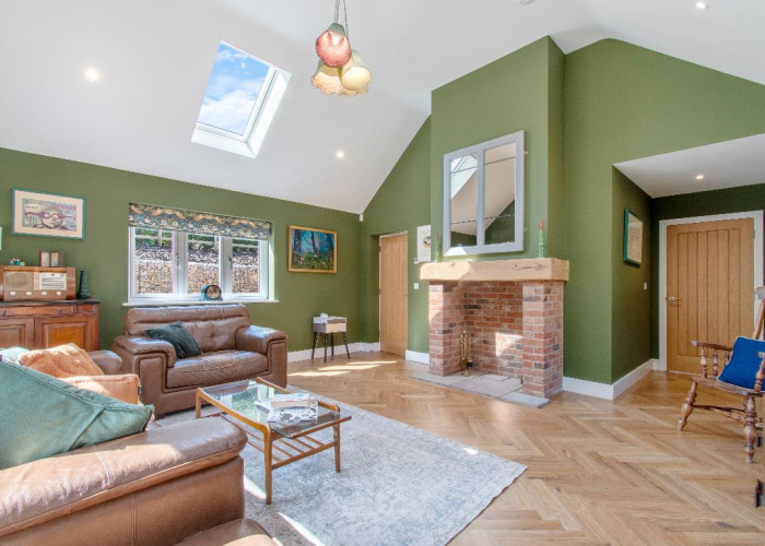 11. Livingroom, Skylight