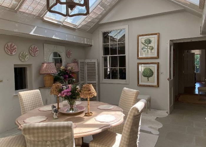 19. Diningroom, Skylight