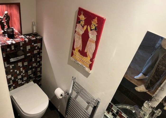 22. Toilet