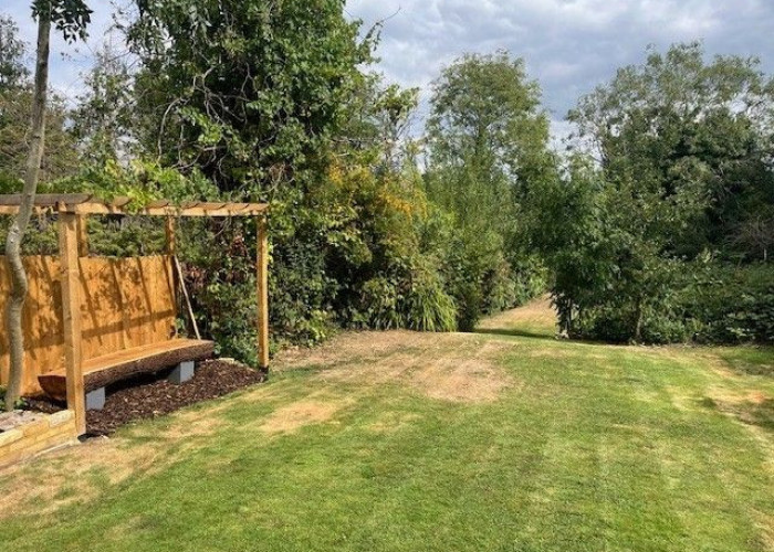 37. Garden (Rear, Large)