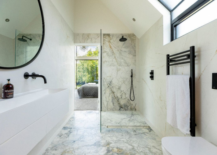 47. Bathroom