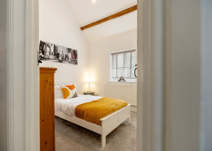 55. Bedroom (Double)