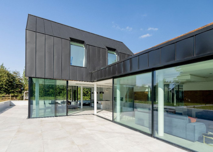 69. Windows, Patio / Veranda
