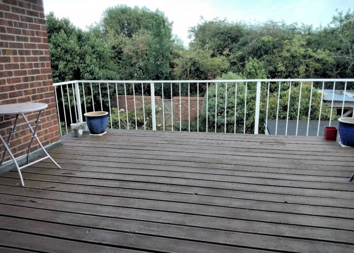 23. Balcony
