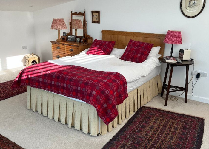 12. Bedroom (Double)