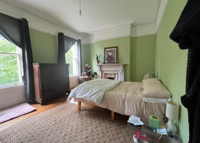 25. Bedroom (Double)