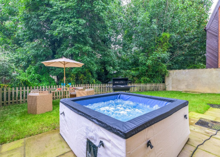 20. Hot Tub/Jacuzzi