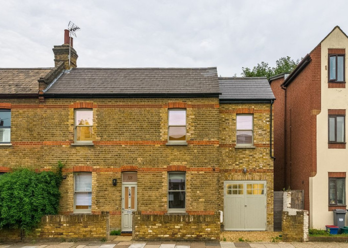 Luxury Semi Detached Home For Filming