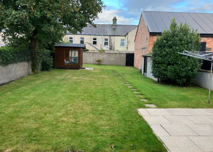 48. Garden (Rear, Large)