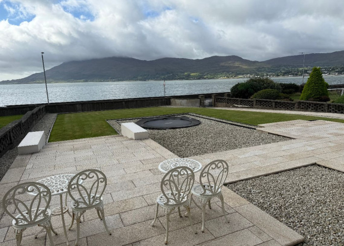 46. Sea / Beach View, Patio / Veranda
