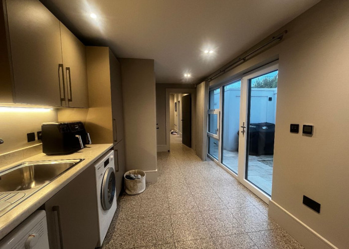 17. Utility Room