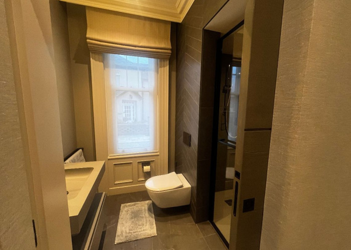 9. Toilet