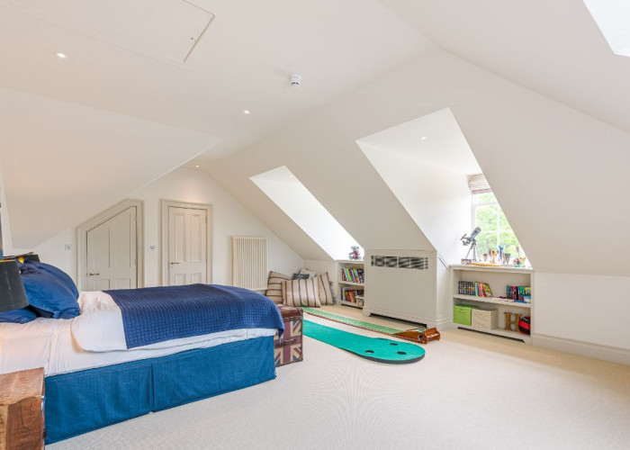 34. Bedroom (Double)