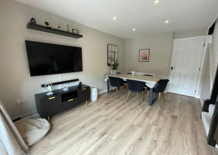 6. Diningroom