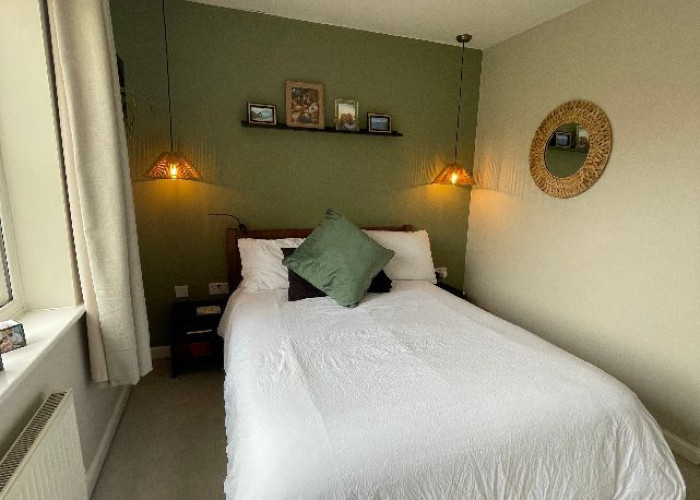 14. Bedroom (Double)
