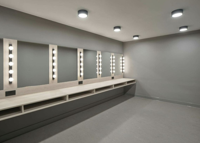 16. Bathroom