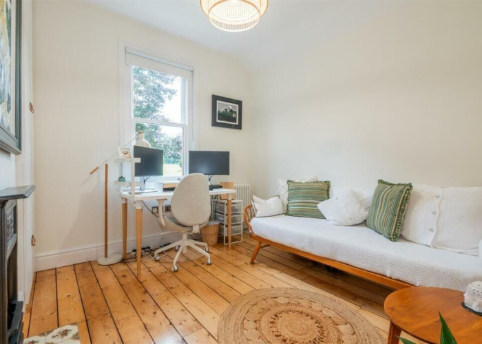 9. Home Office / Study