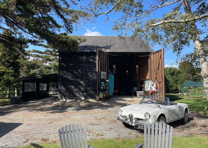 Versatile Barn For Filming