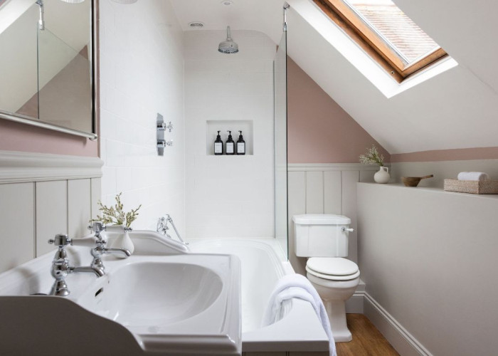 18. Bathroom