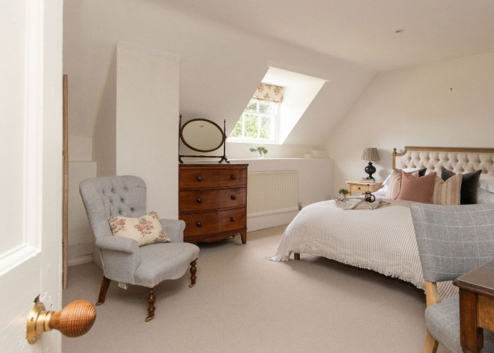 19. Bedroom (Double)