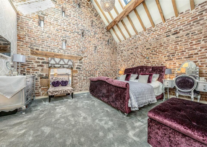 22. Bedroom (Double)