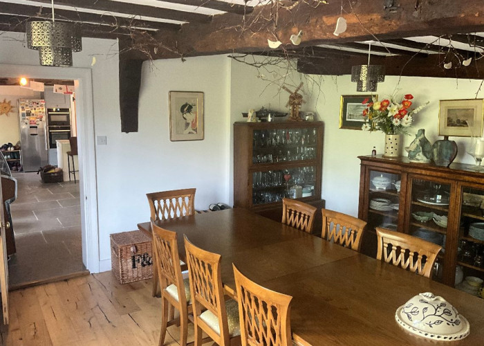 23. Diningroom