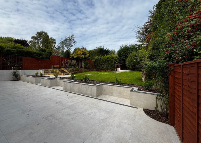 24. Patio / Veranda
