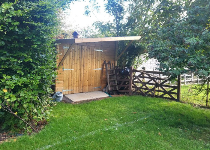 22. Shed