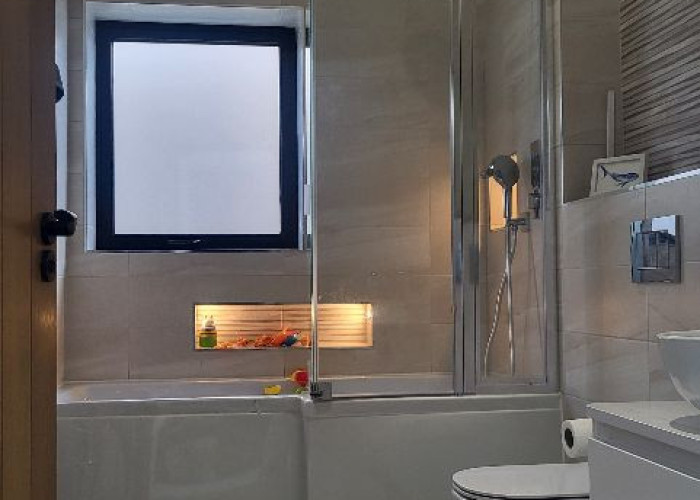 13. Bathroom