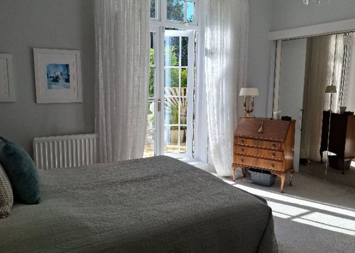 11. Bedroom (Double)