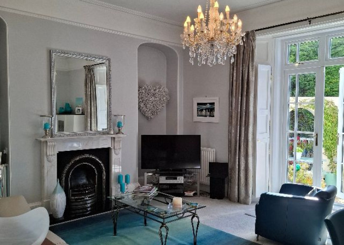 5. Livingroom