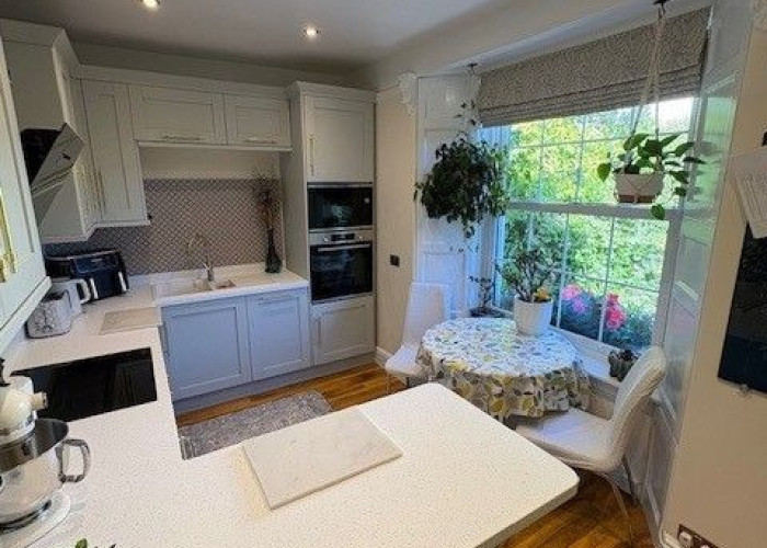 4. Kitchen (Modern), Kitchen With Table, Kitchen (White units), Kitchen (Electric/Induction Hob)