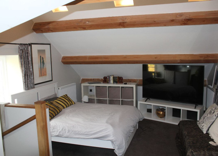 42. Bedroom (Double)